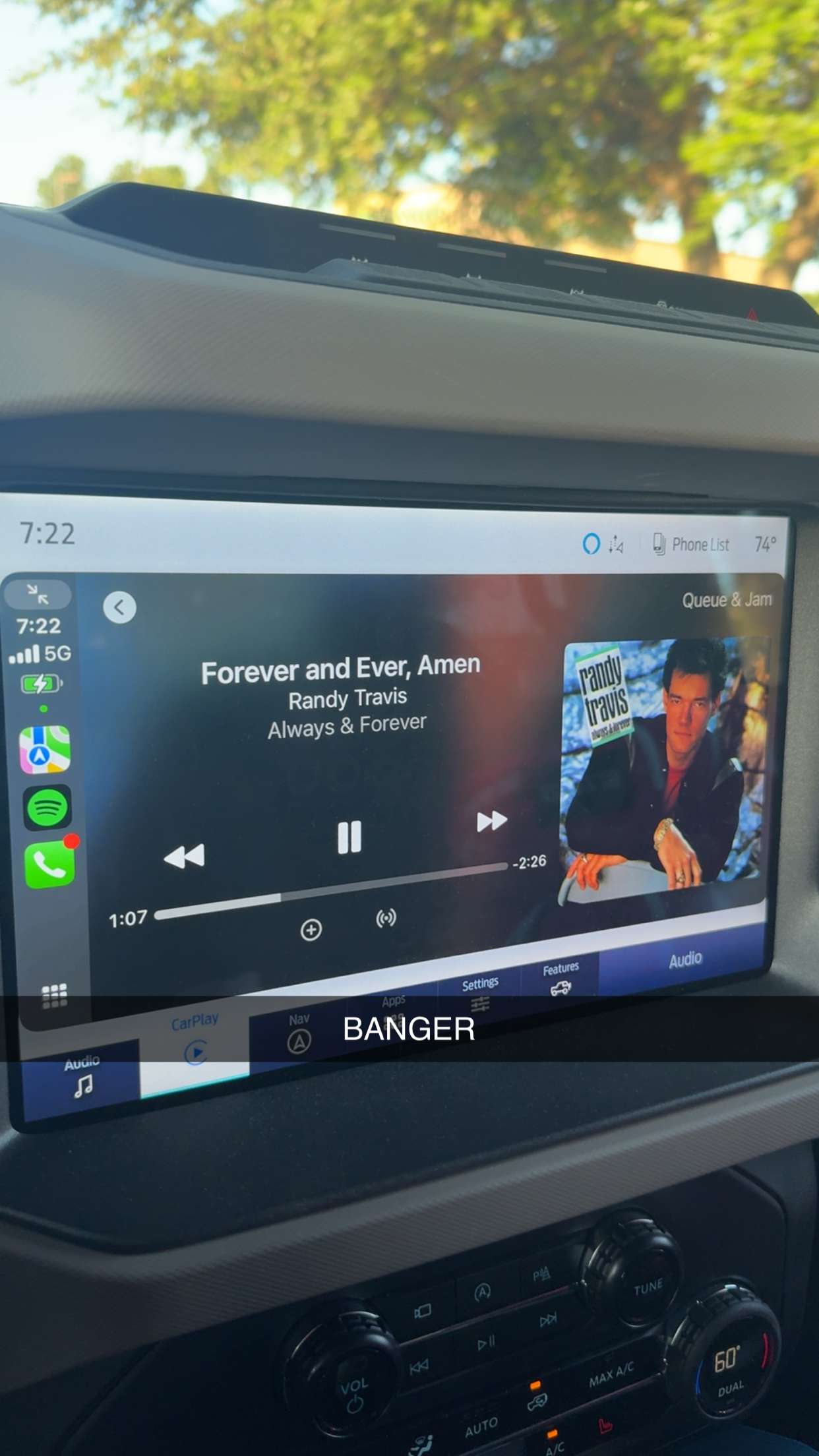 abigailwhhitee snapchat image archive image