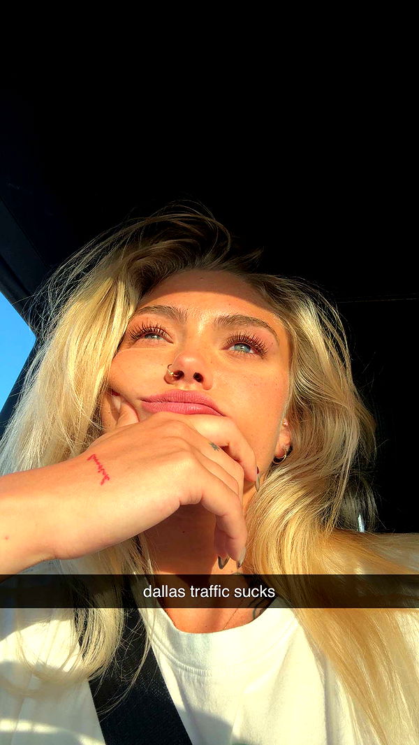 abigailwhhitee image ~ Altpins