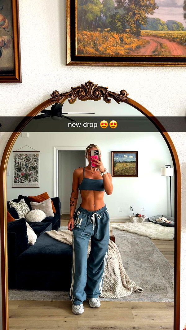 abigailwhhitee image ~ Altpins