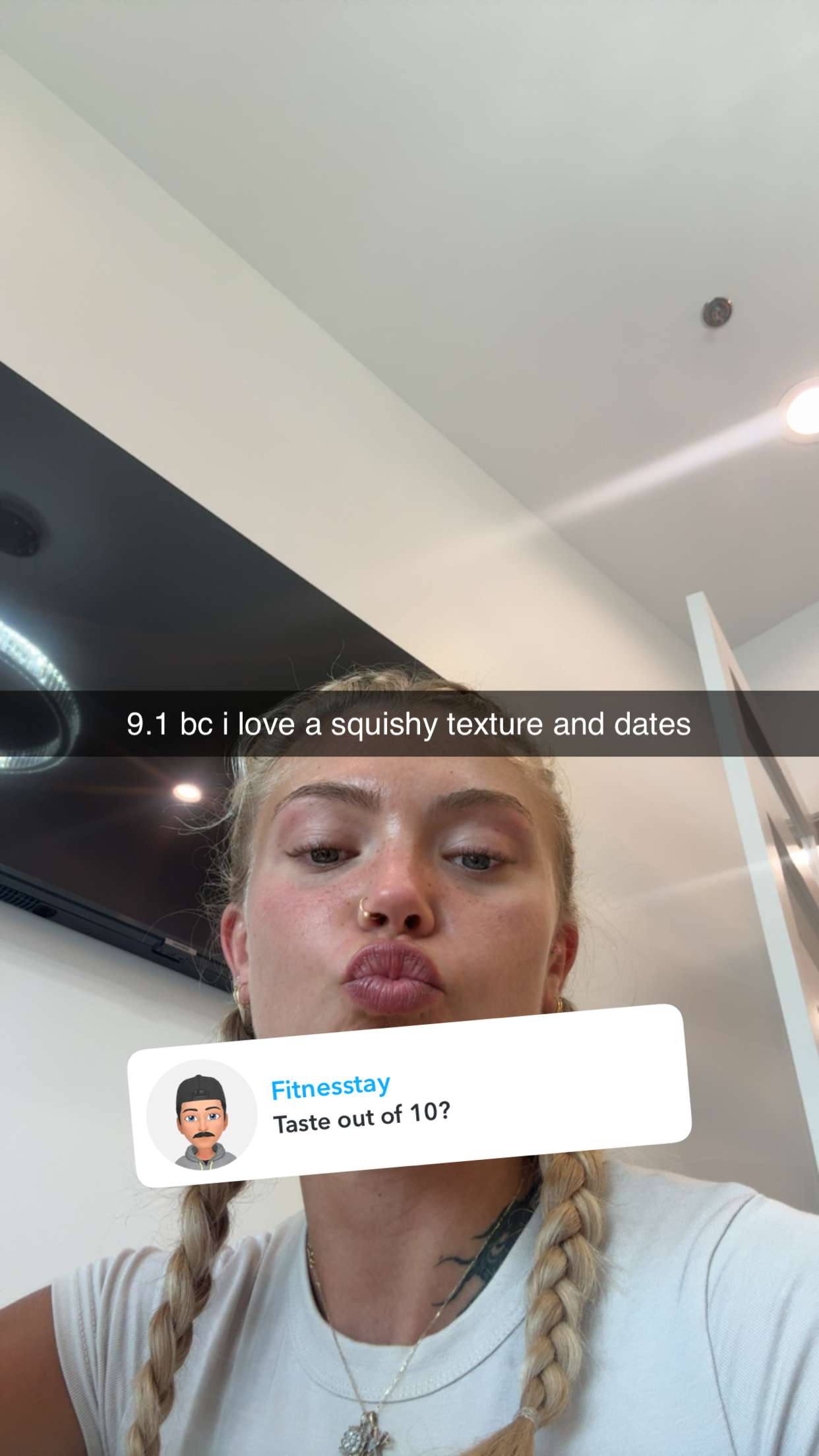 abigailwhhitee snapchat image archive image