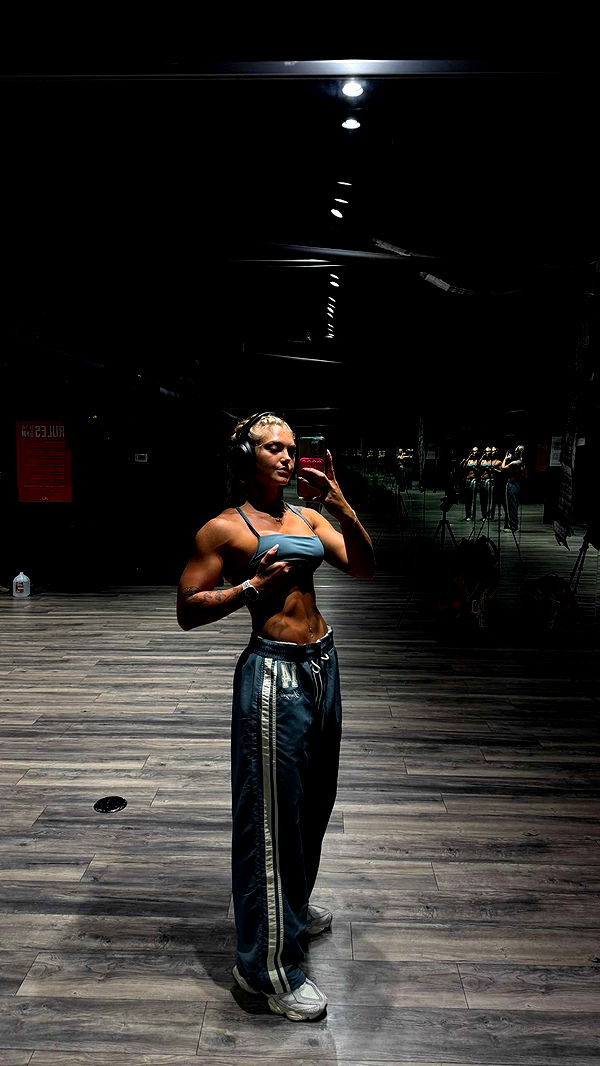 abigailwhhitee image ~ Altpins