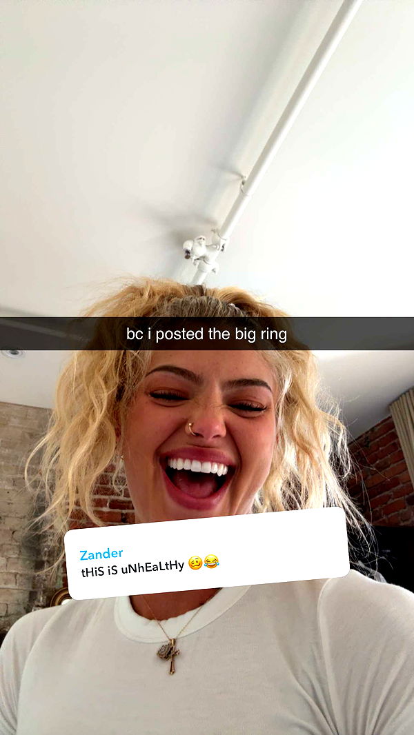 abigailwhhitee image ~ Altpins