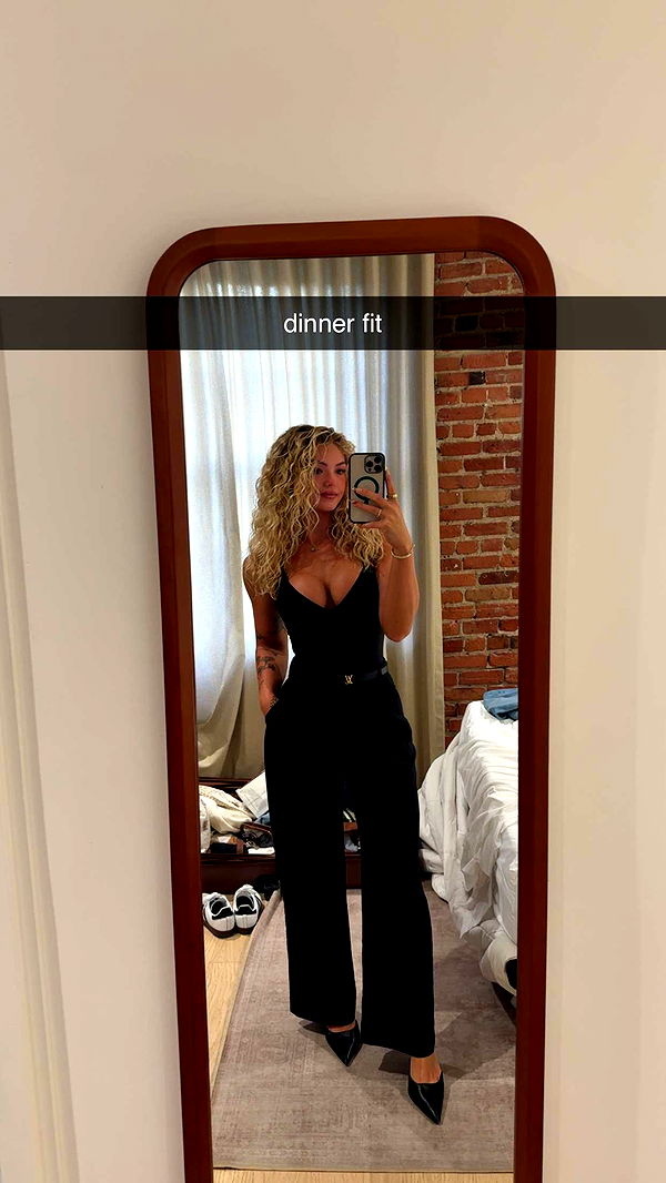 abigailwhhitee image ~ Altpins