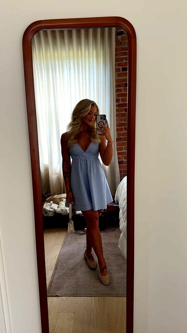 abigailwhhitee image ~ Altpins