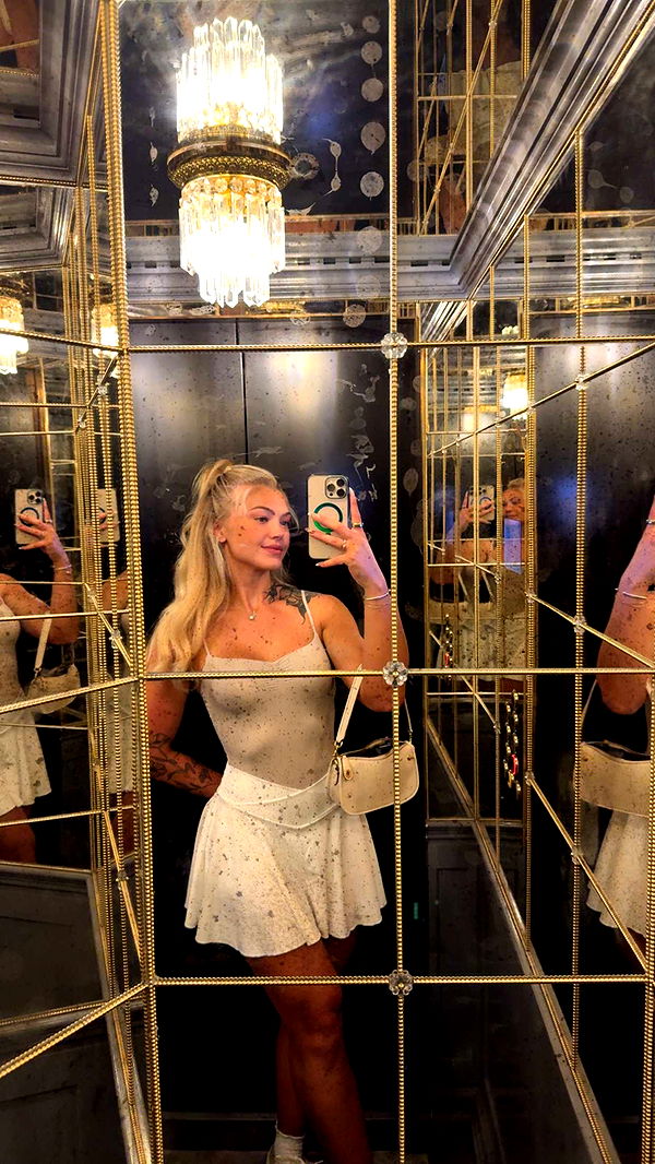 abigailwhhitee image ~ Altpins