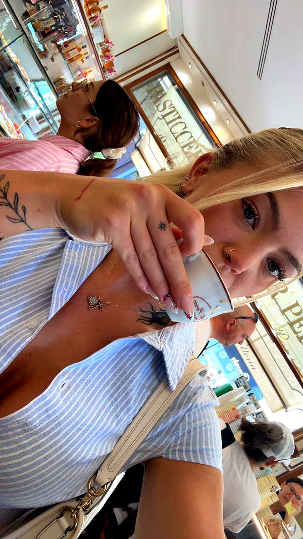 abigailwhhitee image ~ Altpins