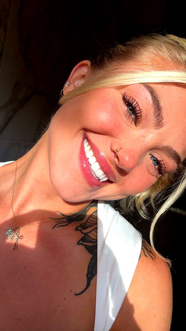 abigailwhhitee image ~ Altpins