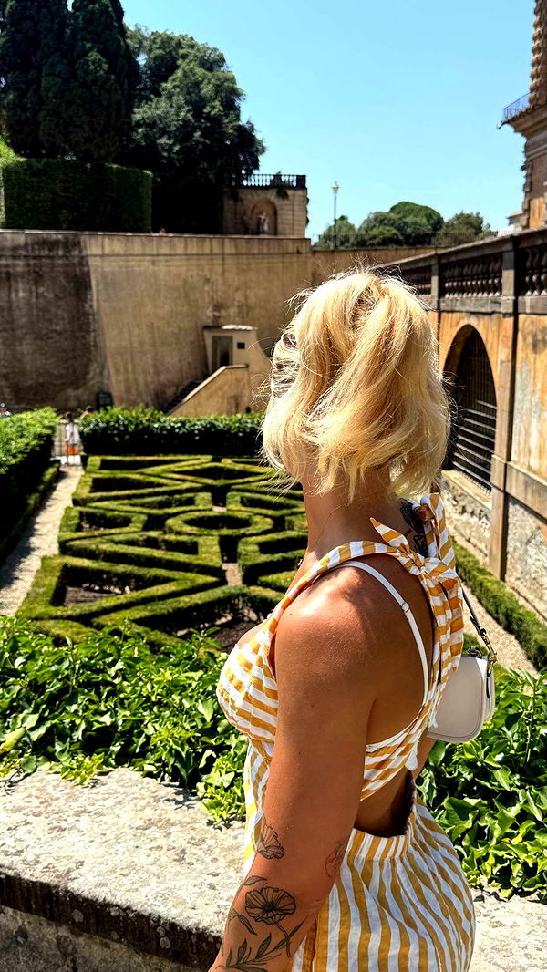 abigailwhhitee image ~ Altpins