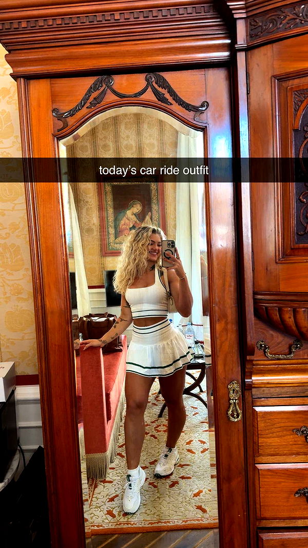 abigailwhhitee image ~ Altpins