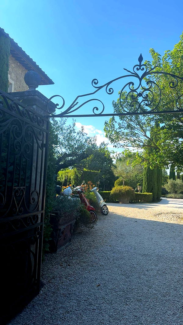 abigailwhhitee image ~ Altpins