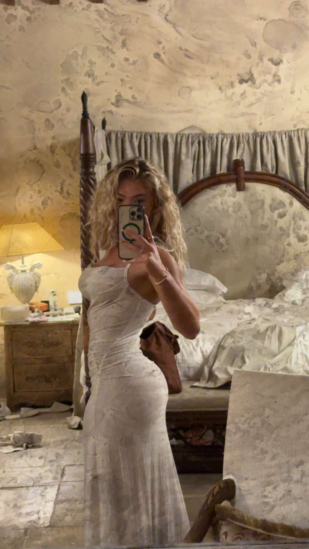 abigailwhhitee snapchat image archive image