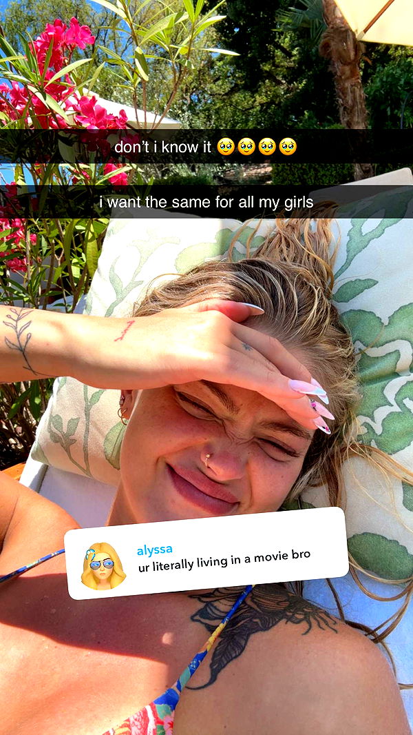 abigailwhhitee image ~ Altpins