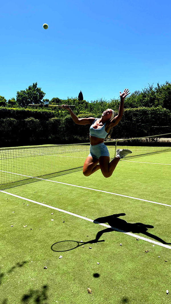 abigailwhhitee image ~ Altpins