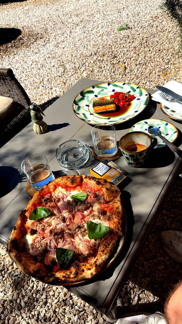 abigailwhhitee image ~ Altpins