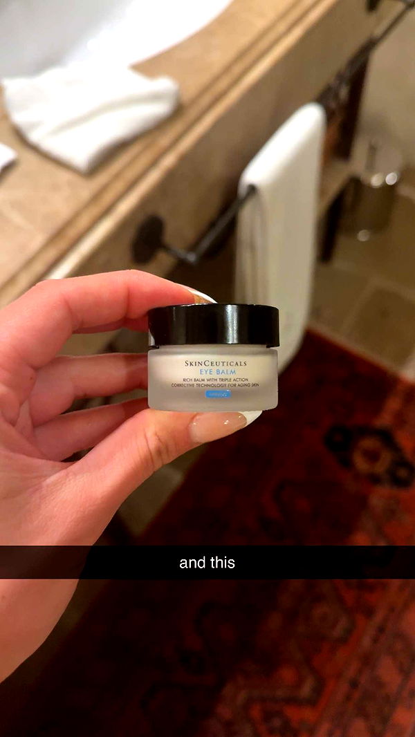 abigailwhhitee image ~ Altpins