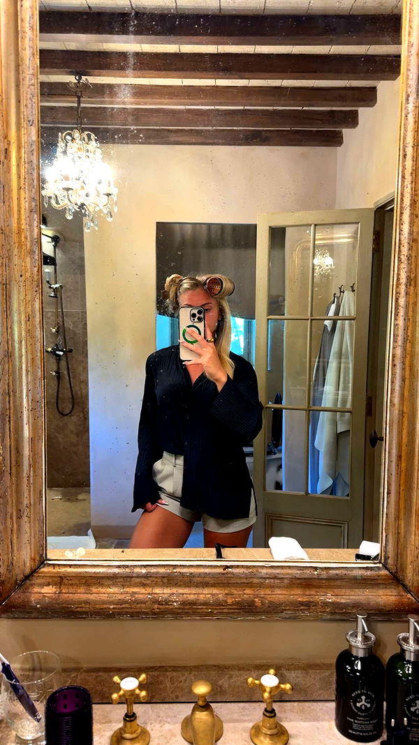 abigailwhhitee image ~ Altpins