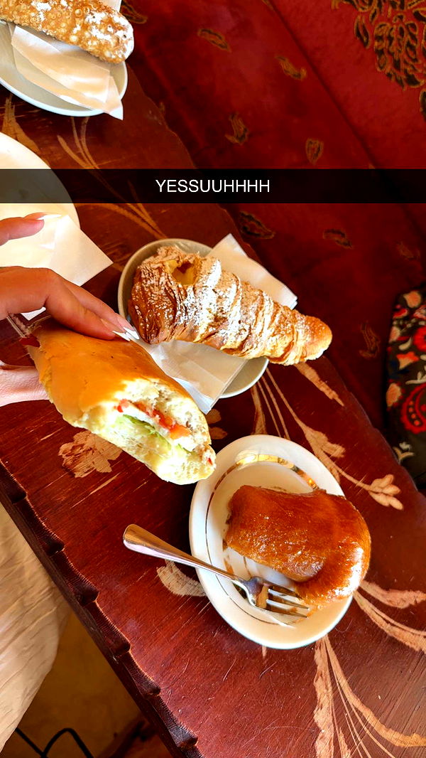 abigailwhhitee image ~ Altpins