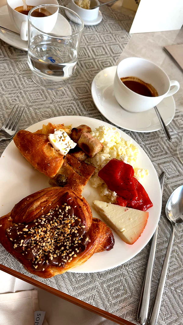 abigailwhhitee image ~ Altpins