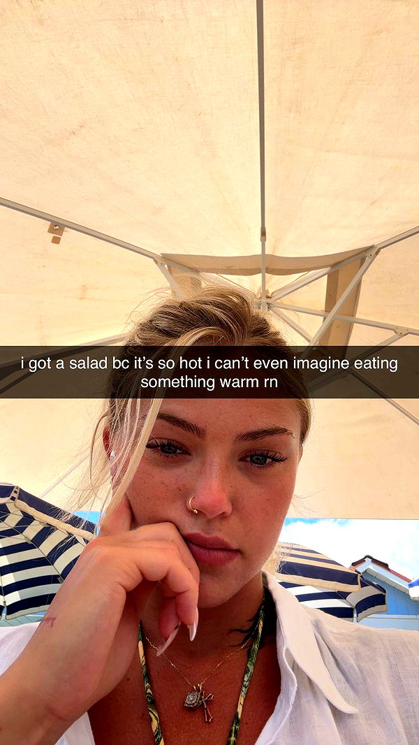 abigailwhhitee image ~ Altpins