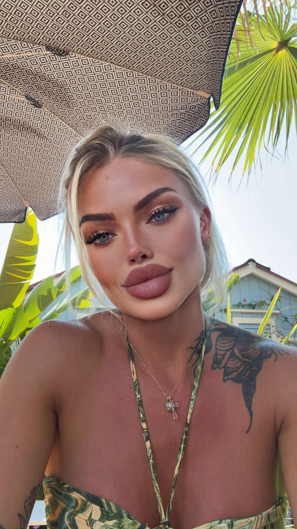 abigailwhhitee snapchat image archive image