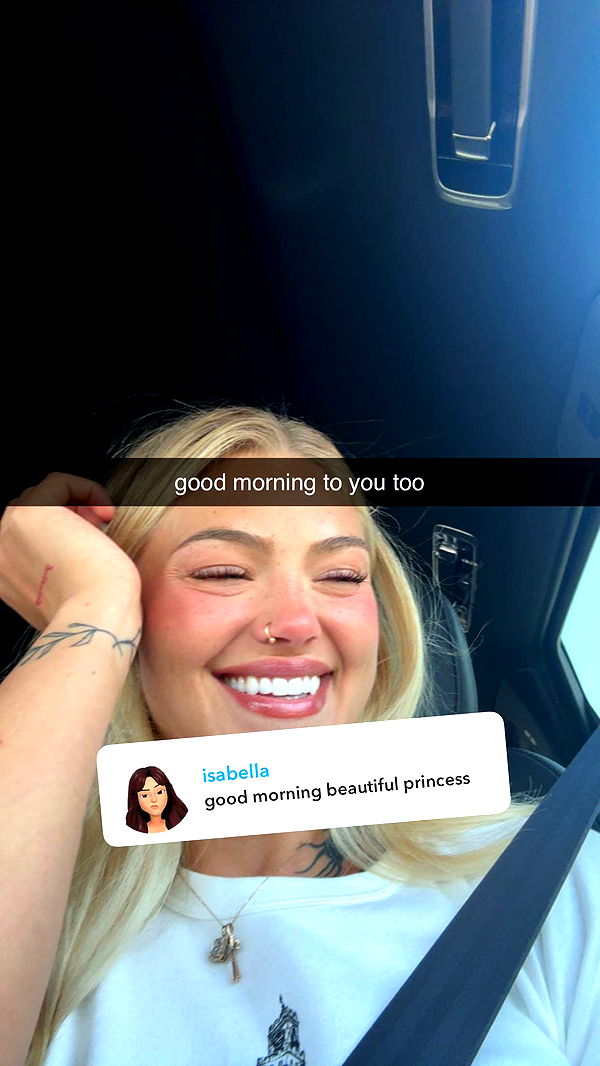 abigailwhhitee image ~ Altpins