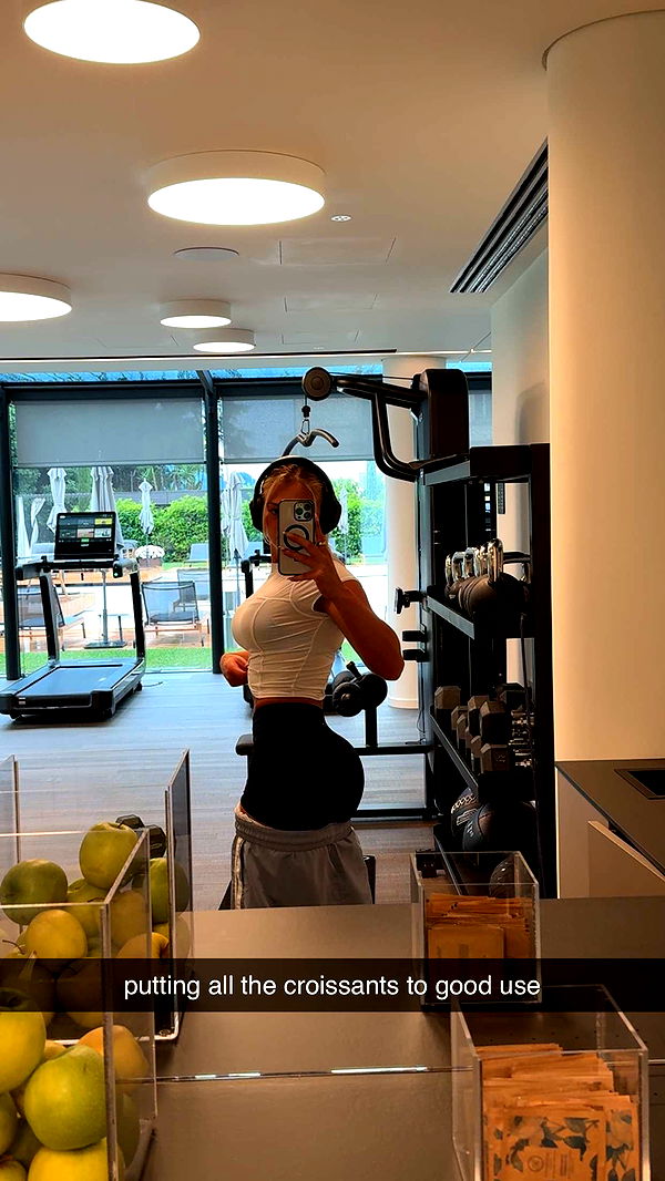 abigailwhhitee image ~ Altpins