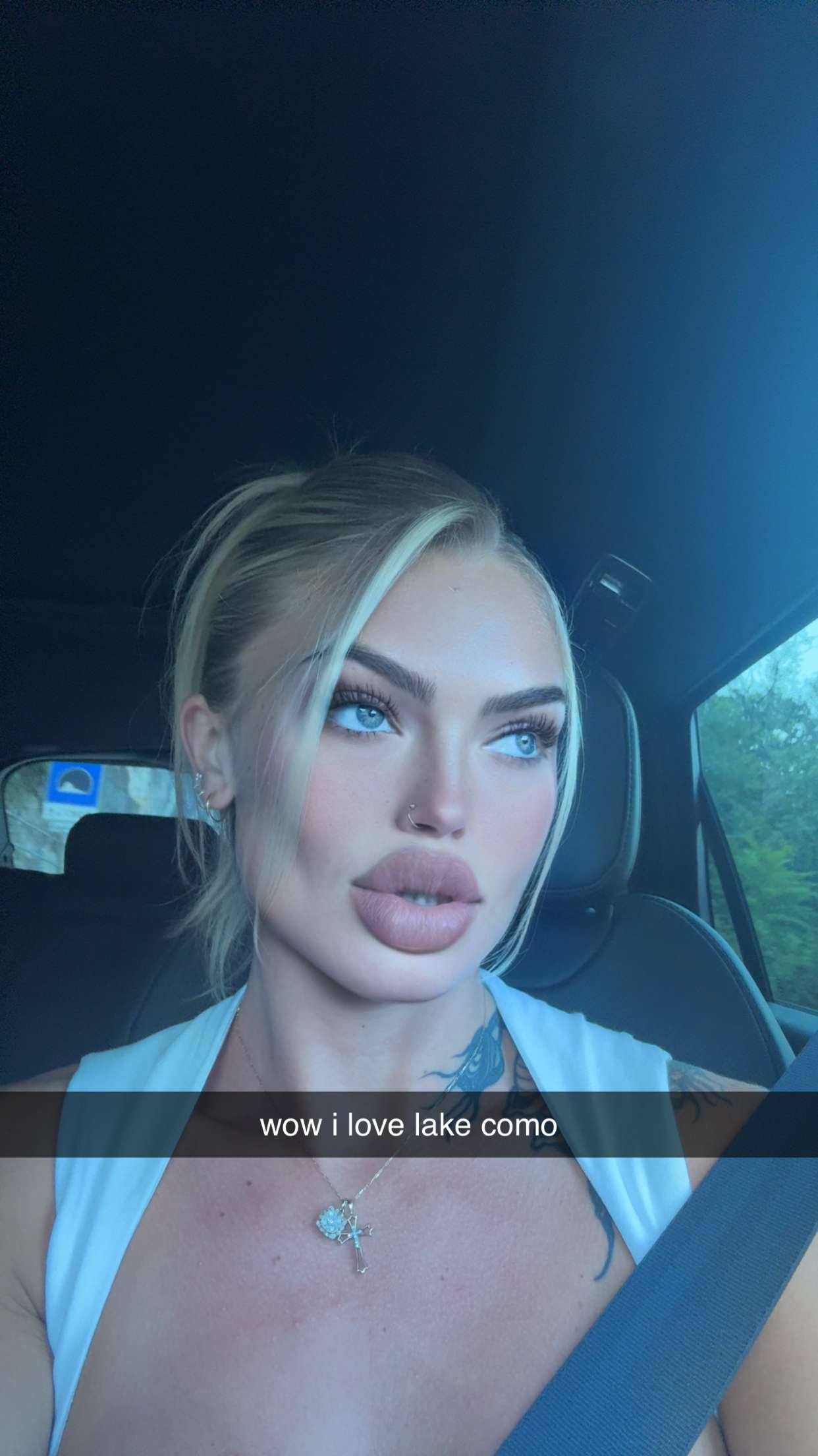 abigailwhhitee snapchat image archive image