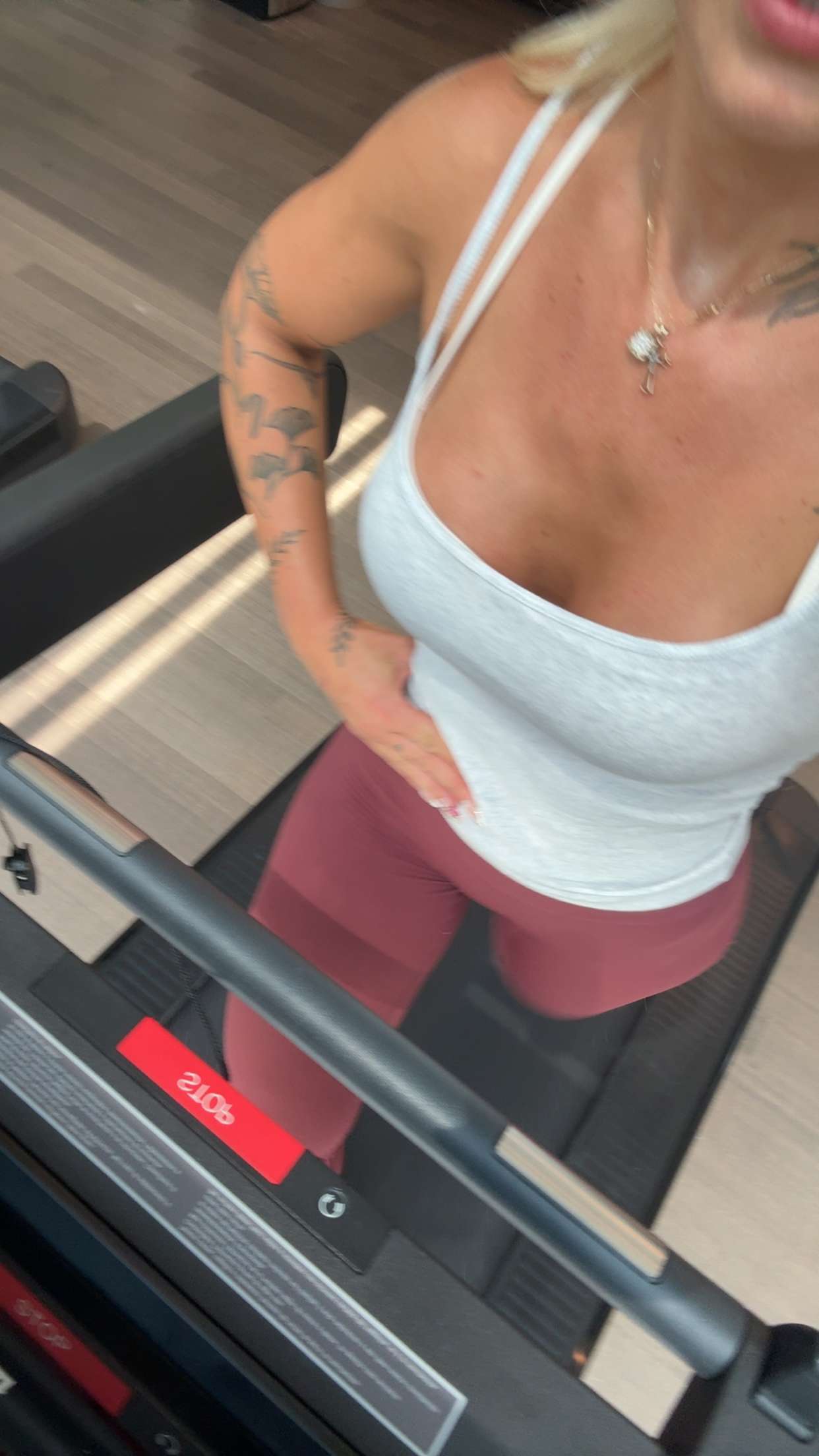 abigailwhhitee snapchat image archive image