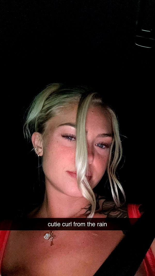 abigailwhhitee image ~ Altpins