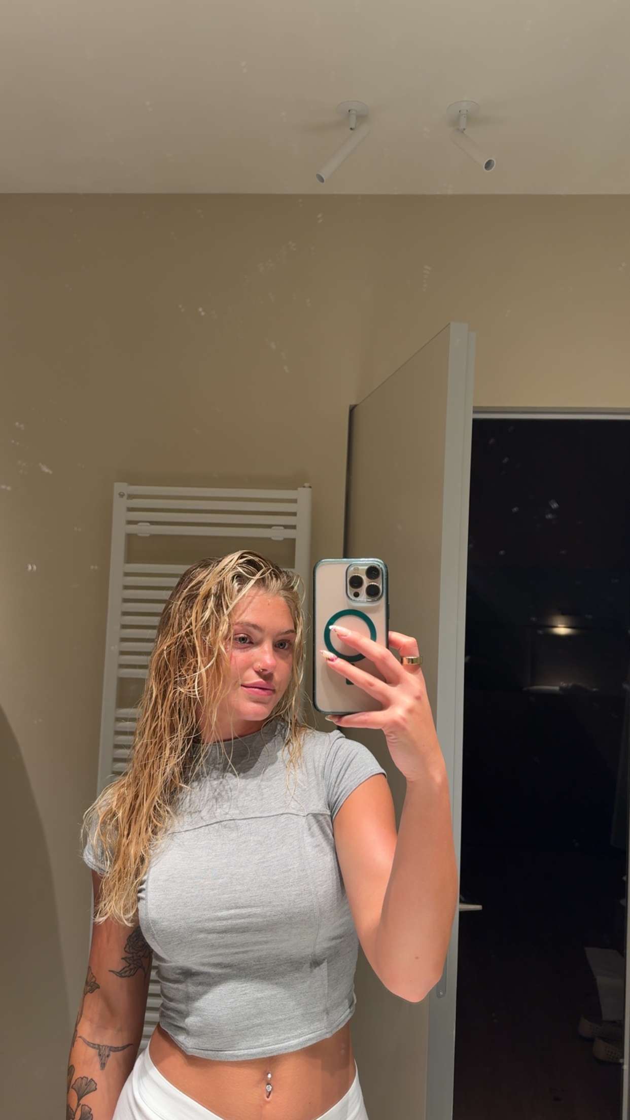 abigailwhhitee snapchat image archive image