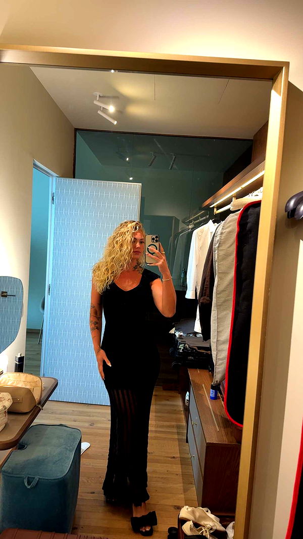 abigailwhhitee image ~ Altpins