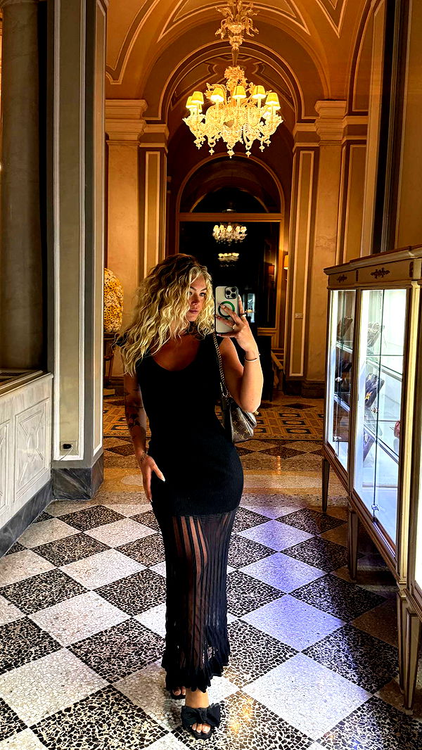 abigailwhhitee image ~ Altpins