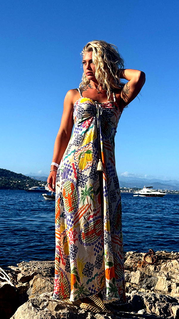 abigailwhhitee image ~ Altpins