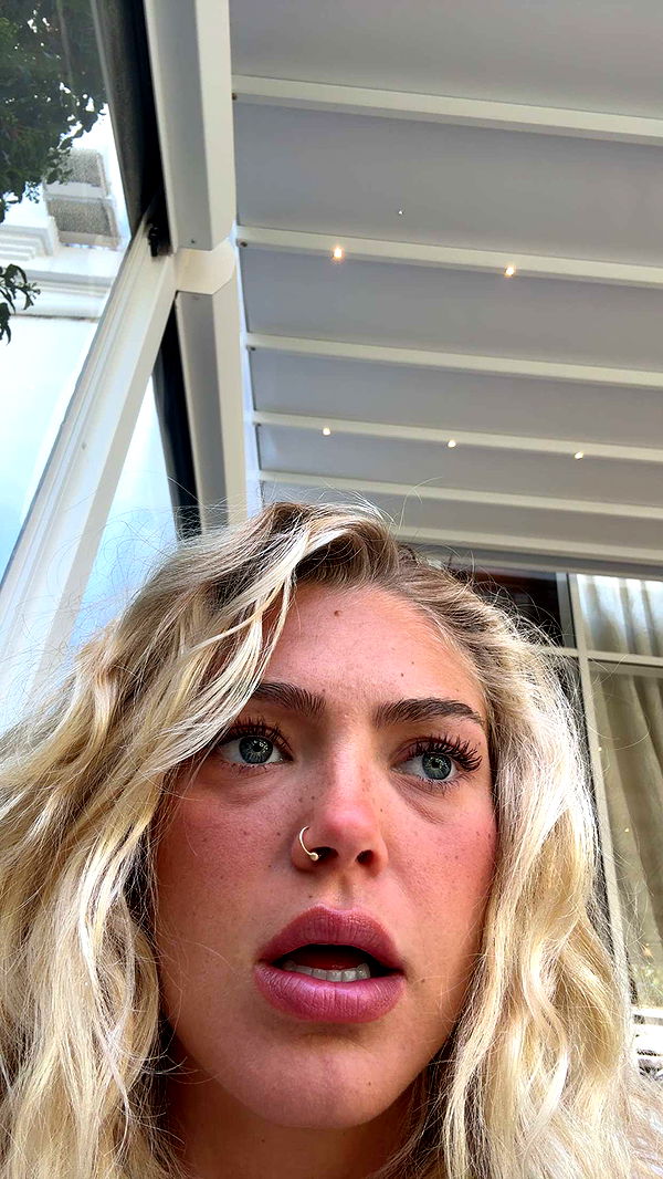 abigailwhhitee image ~ Altpins