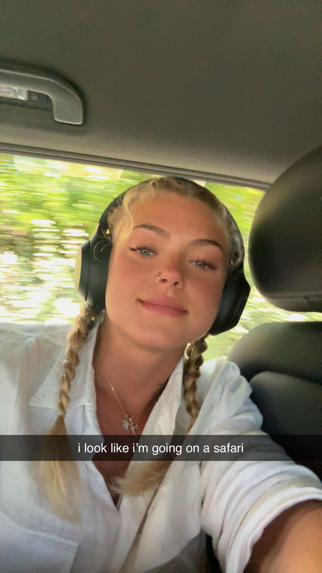 abigailwhhitee snapchat image archive image