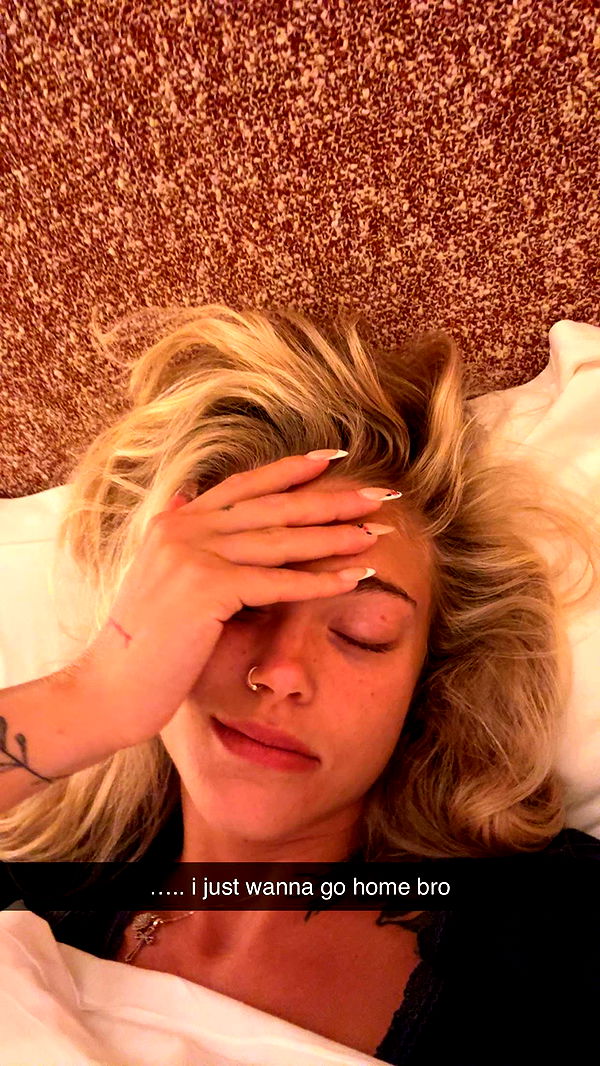 abigailwhhitee image ~ Altpins