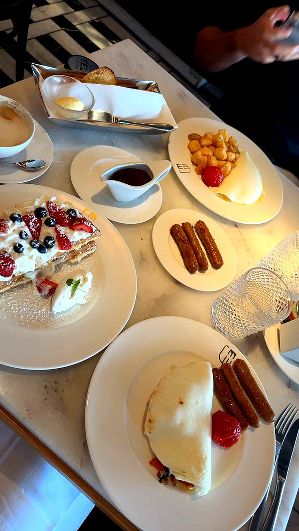 abigailwhhitee image ~ Altpins