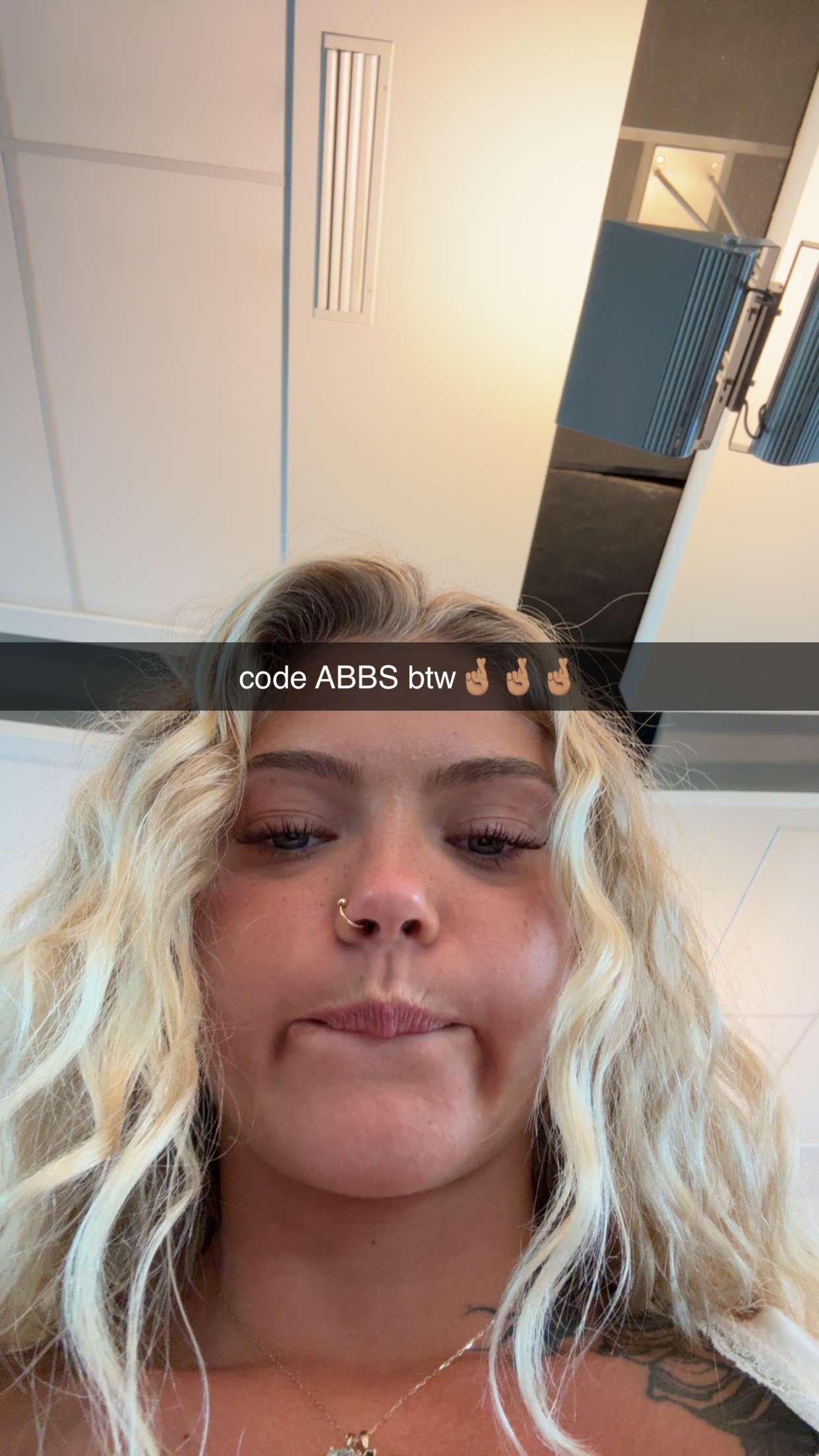 abigailwhhitee snapchat image archive image