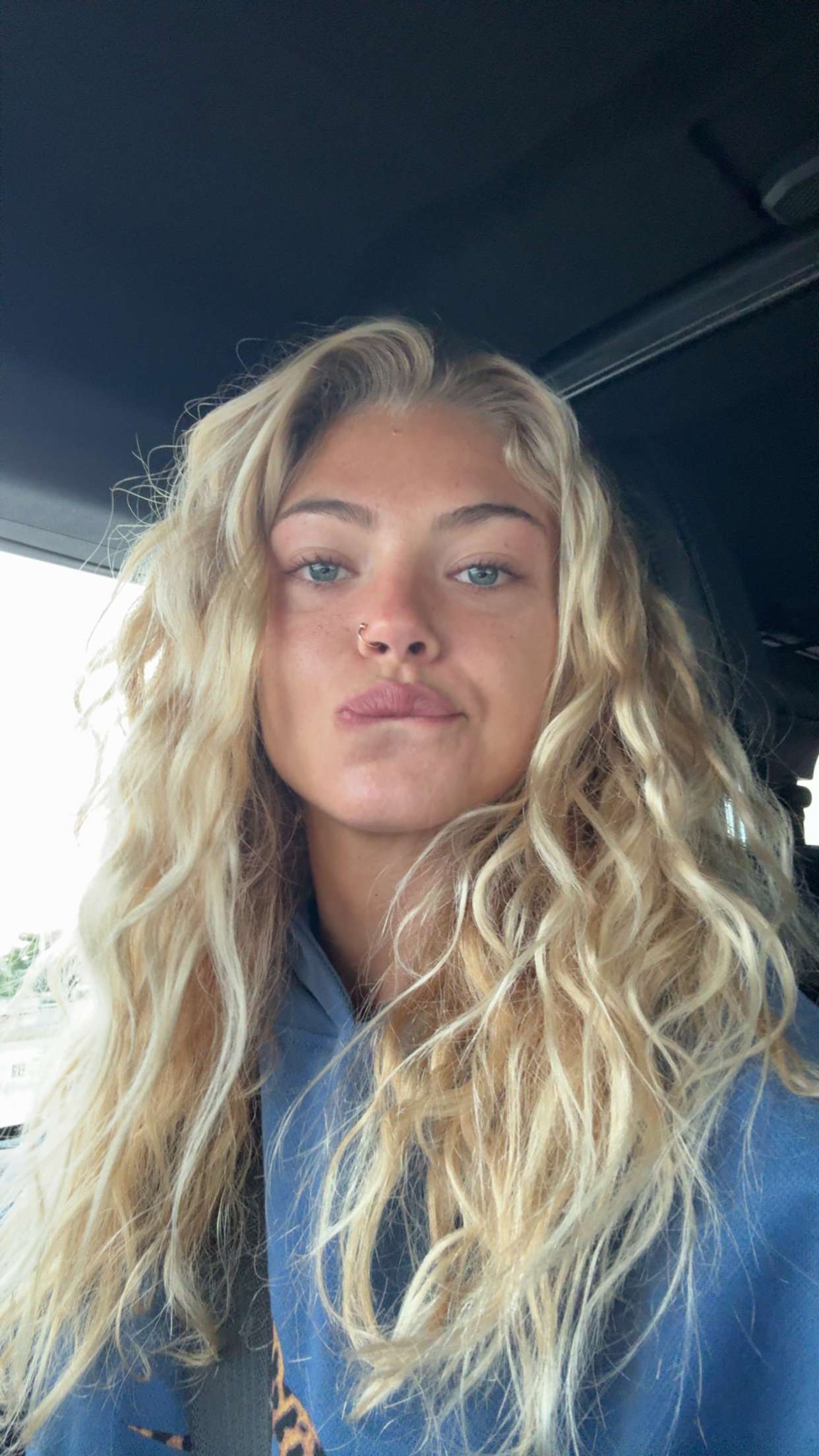 abigailwhhitee snapchat image archive image