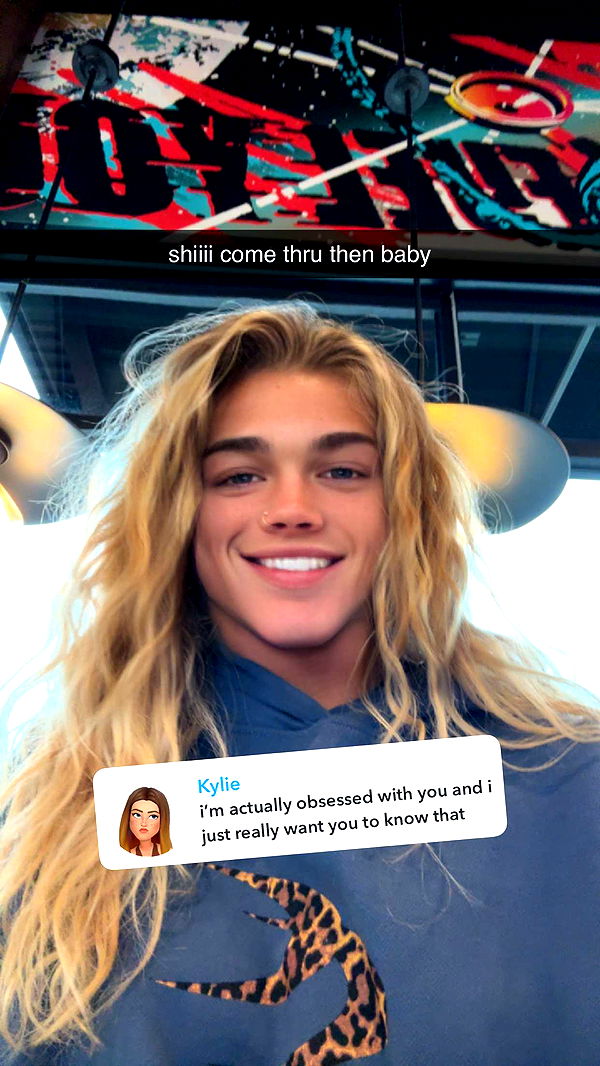 abigailwhhitee image ~ Altpins