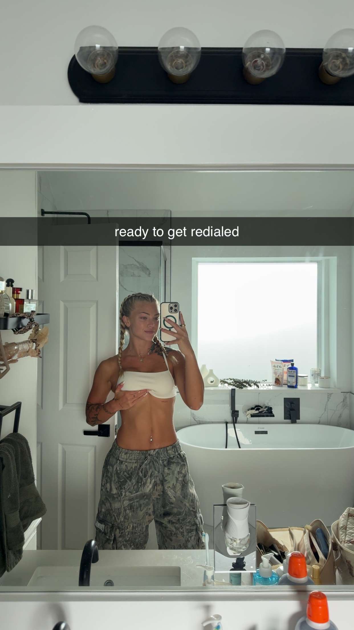 abigailwhhitee snapchat image archive image