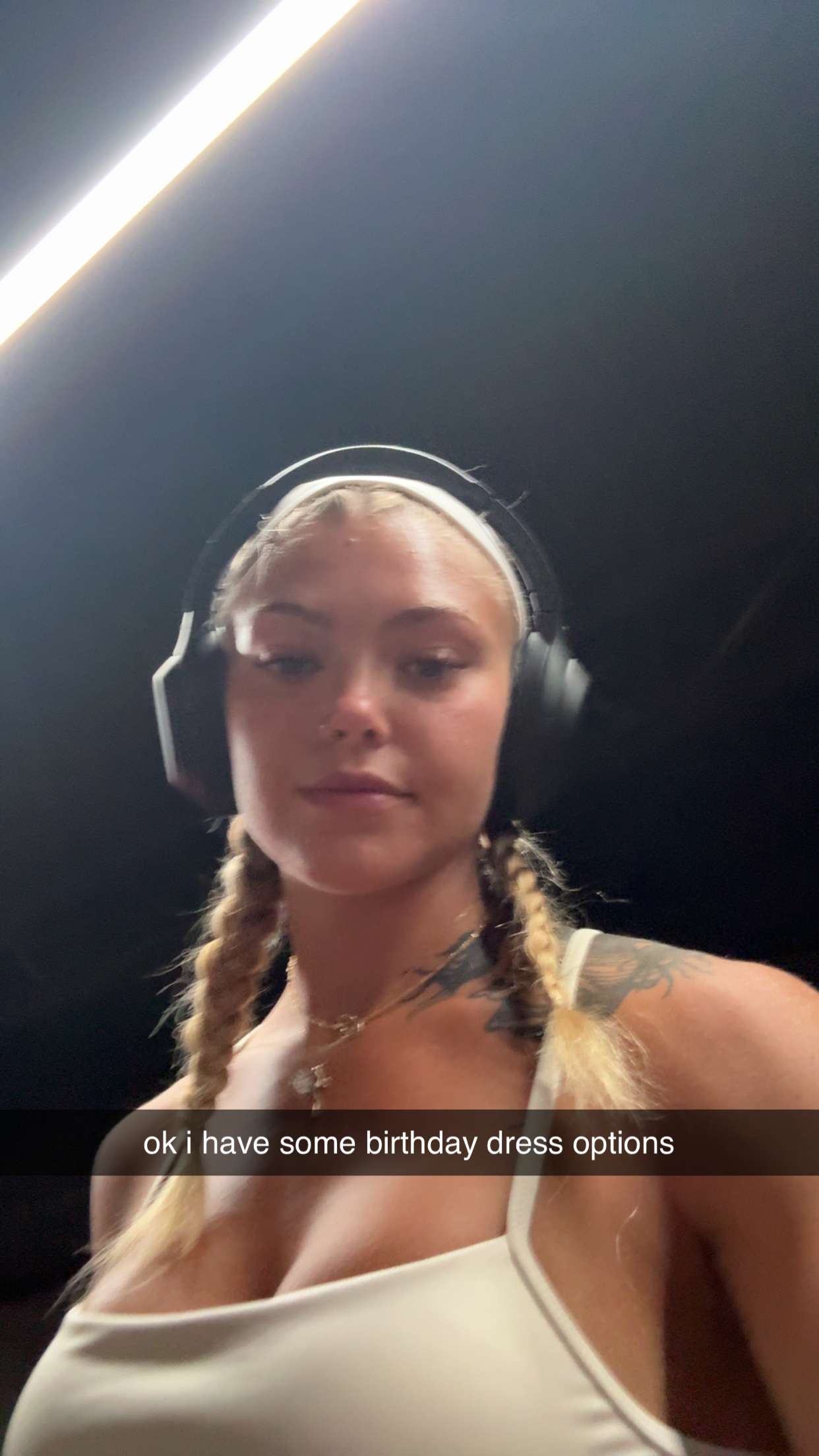 abigailwhhitee snapchat image archive image