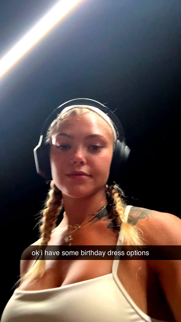 abigailwhhitee image ~ Altpins