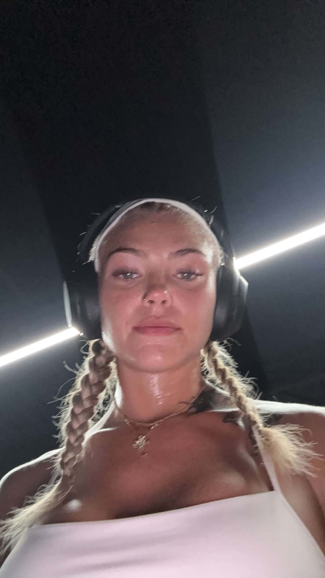 abigailwhhitee snapchat image archive image