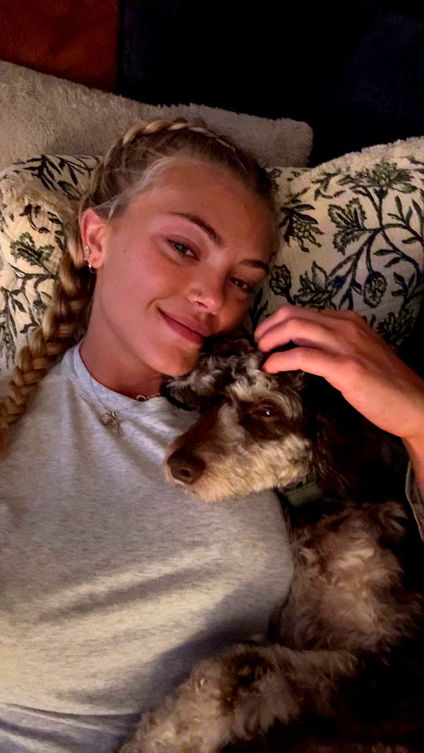 abigailwhhitee image ~ Altpins