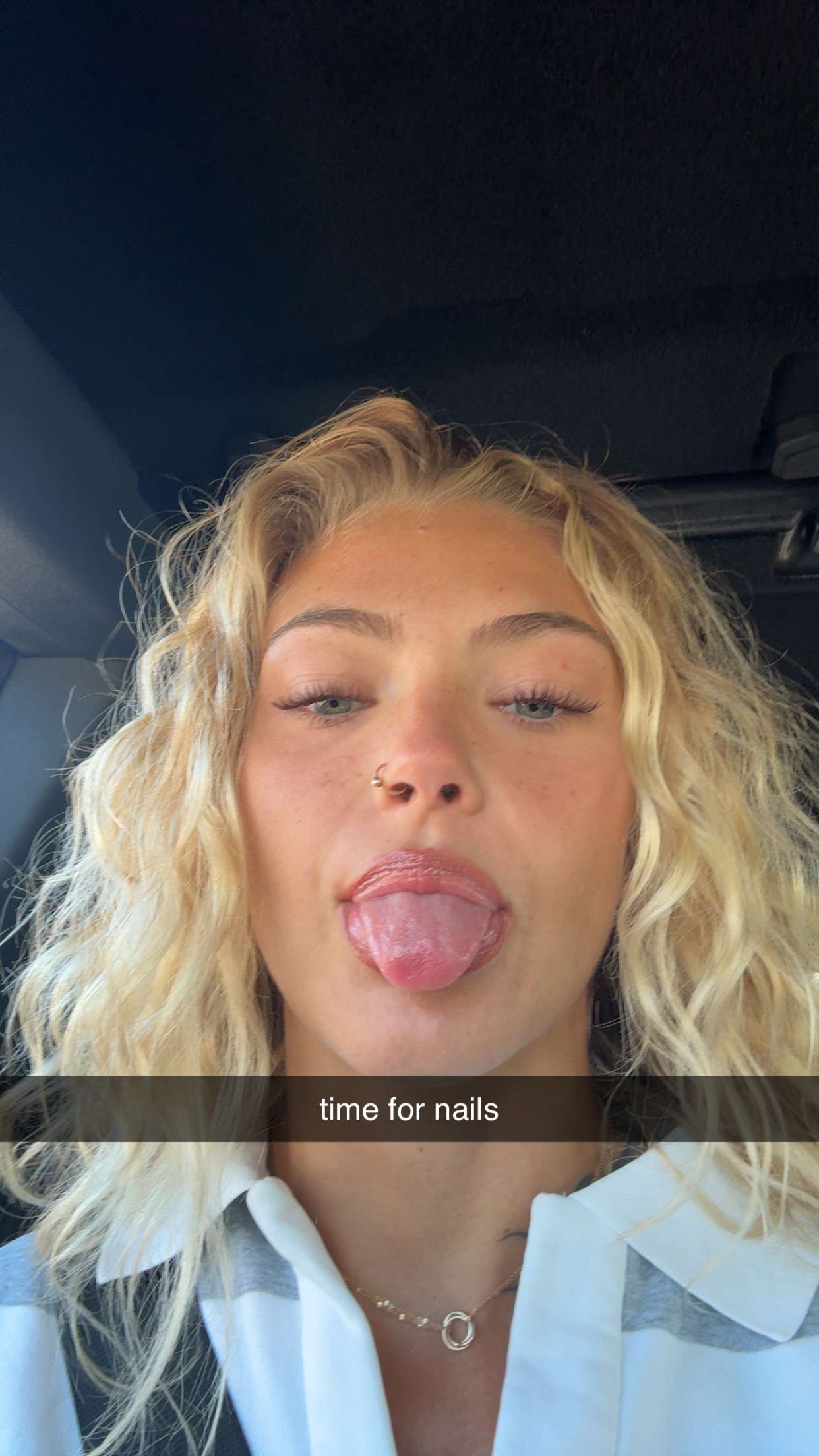 abigailwhhitee snapchat image archive image