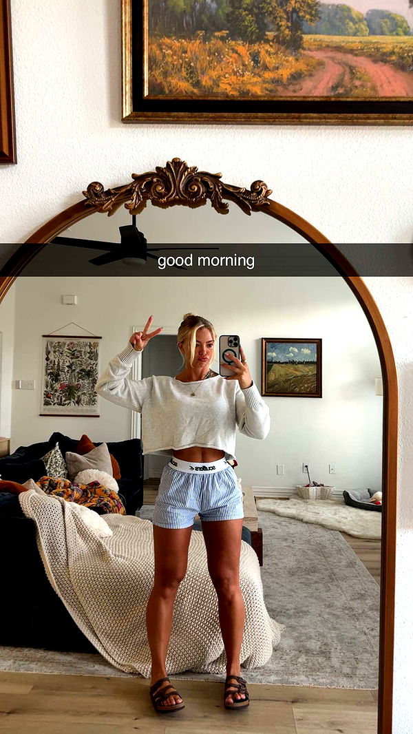 abigailwhhitee image ~ Altpins