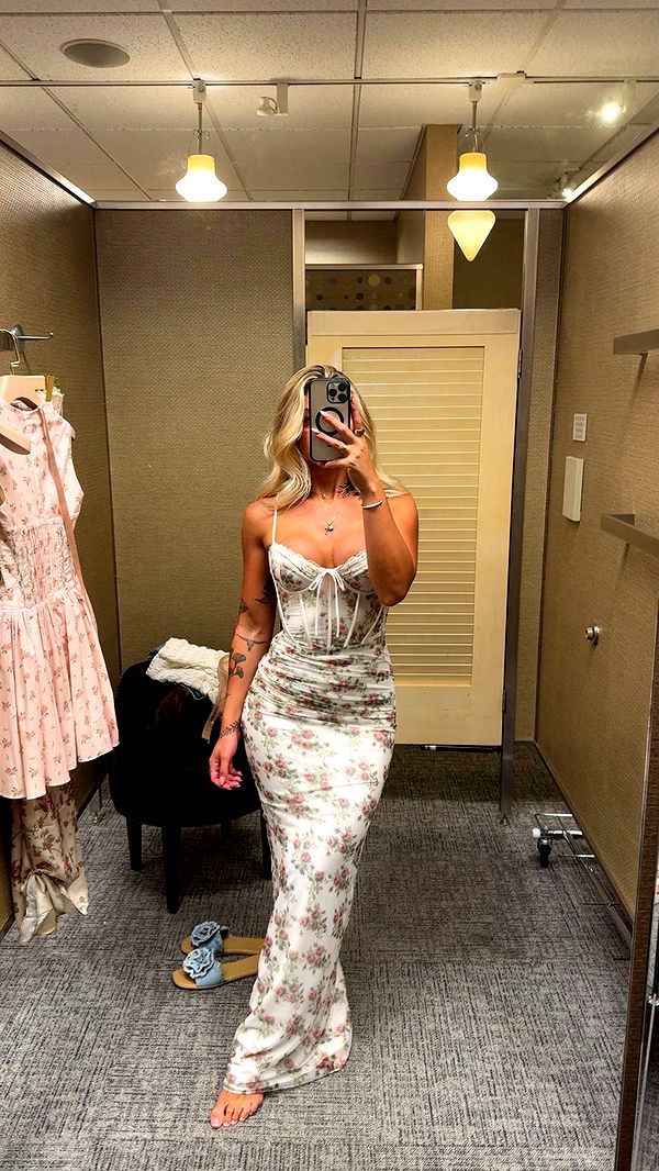 abigailwhhitee image ~ Altpins