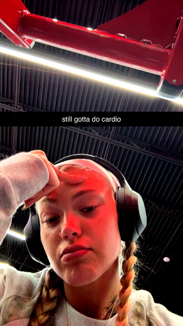 abigailwhhitee image ~ Altpins