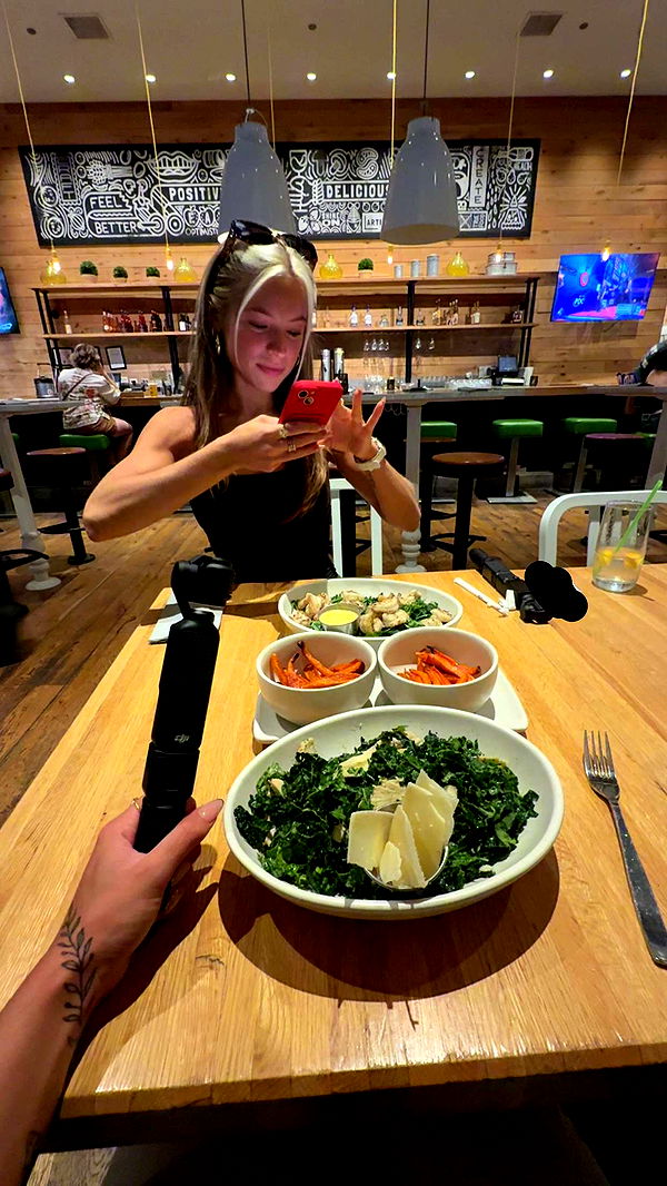 abigailwhhitee image ~ Altpins